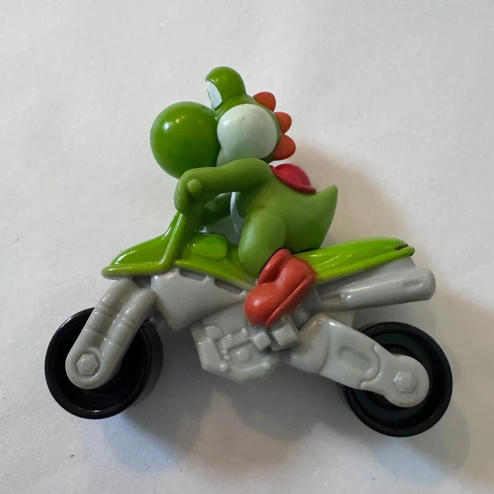 Nintendo Mario Kart Super Mario Toy Lot Yoshi Peach Luigi Toad 7pc McDonald's